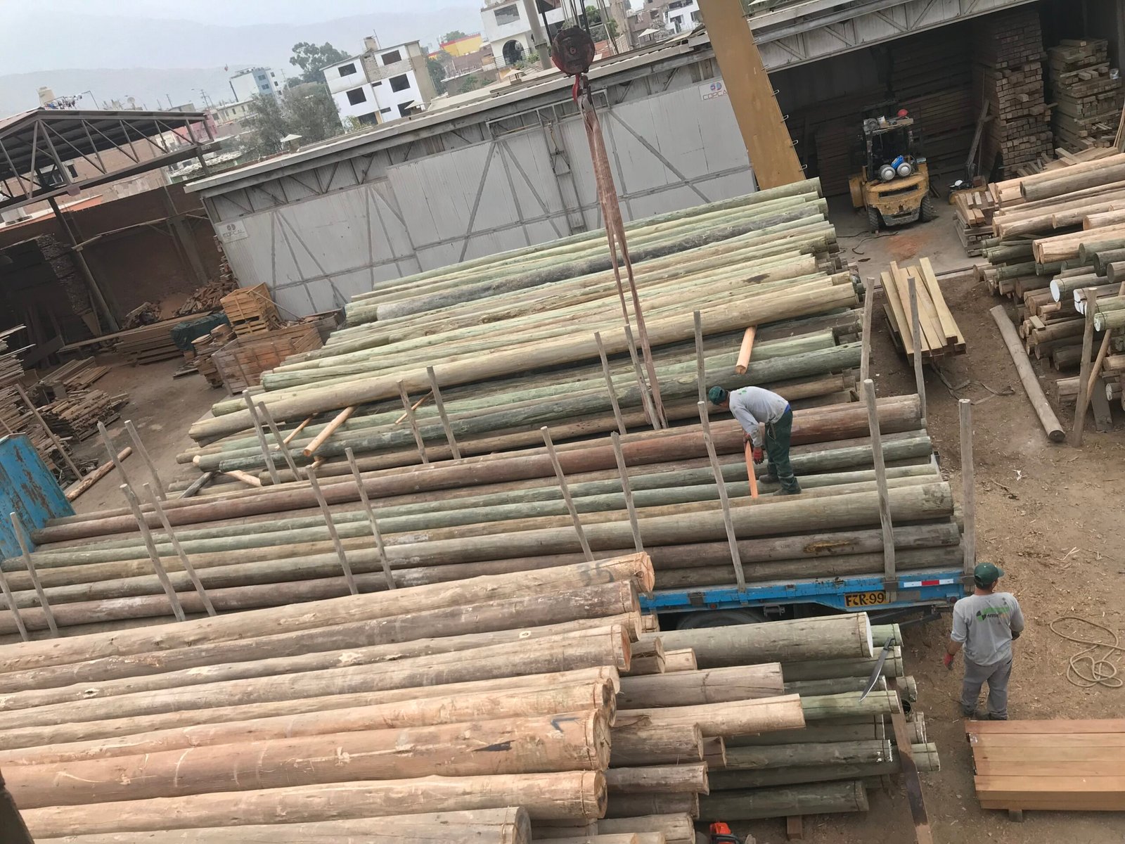 Postes de Madera Tratada